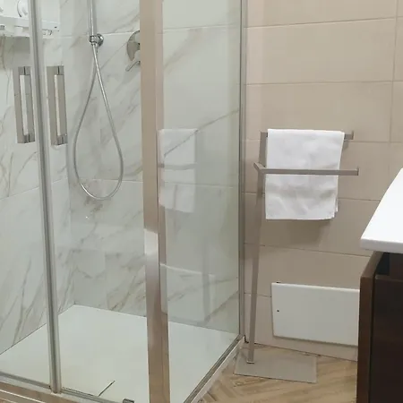 Le Del Lungomare 3* טאראנטו